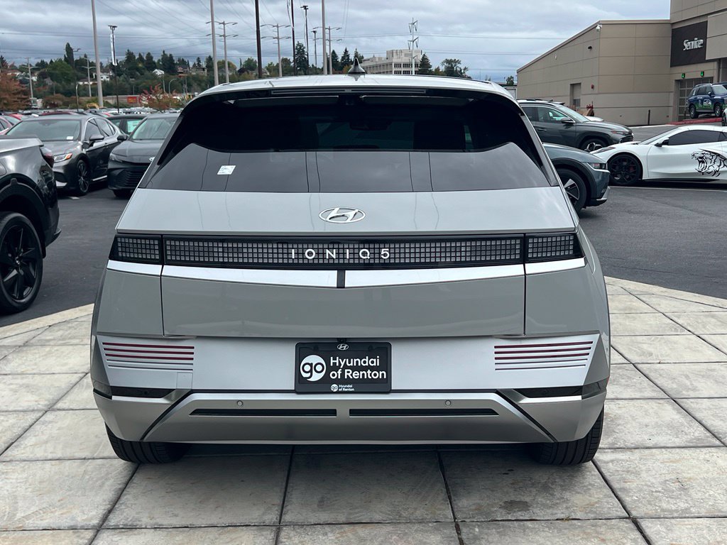 Certified 2024 Hyundai Ioniq 5 Limited RWD image 10