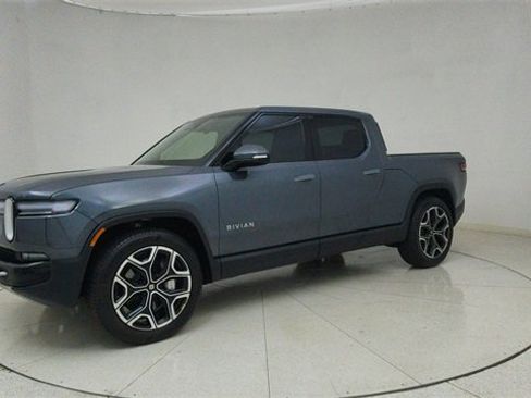 Used 2025 Rivian R1T Adventure image 64