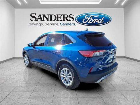 Used 2022 Ford Escape SE w/ Convenience Package image 4