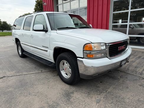 Used 2000 GMC Yukon XL SLT w/ SLT Marketing Opt Pkg AWD/4WD image 2