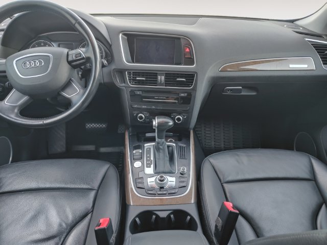 Used 2016 Audi Q5 2.0T Premium Plus w/ Technology Package AWD/4WD image 10