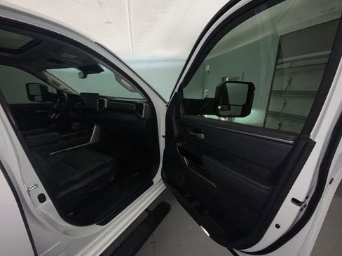Used 2023 Toyota Tundra Limited AWD/4WD image 25