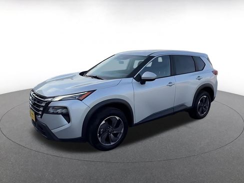 Used 2025 Nissan Rogue SV image 8