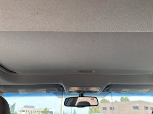 Used 2012 Toyota Camry XLE FWD image 38