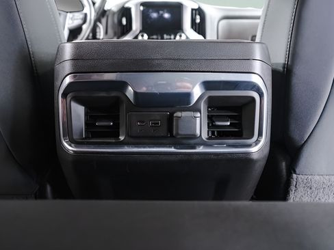 Used 2022 GMC Sierra 1500 Elevation AWD/4WD image 29