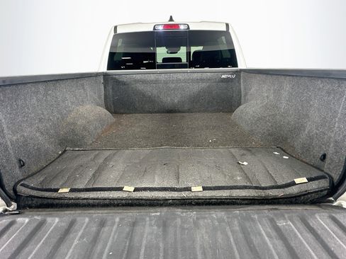 Used 2019 RAM 1500 Limited RWD image 28