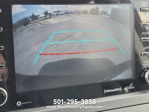 Used 2019 Toyota Sienna SE FWD image 16