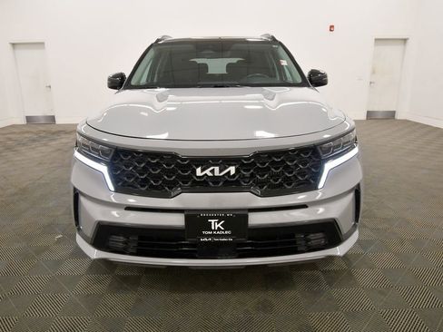 Certified 2023 Kia Sorento SX AWD/4WD image 11