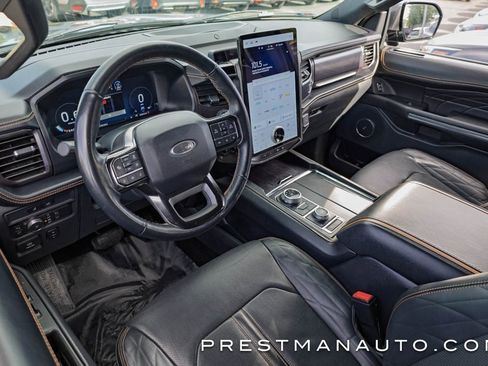 Used 2022 Ford Expedition Platinum image 22