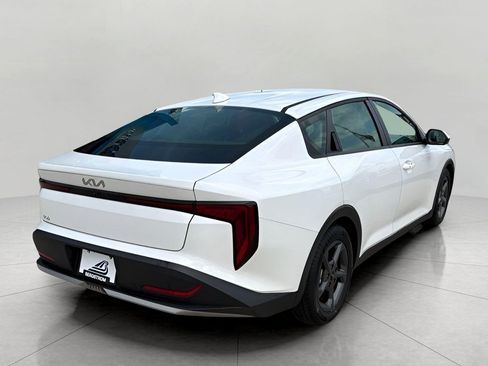 Used 2025 Kia K4 FWD image 31