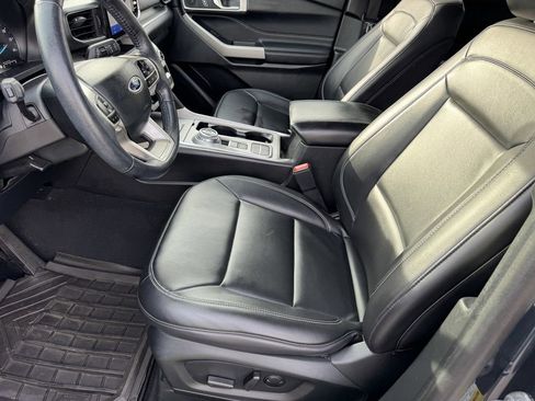 Certified 2023 Ford Explorer XLT w/ Equipment Group 202A image 16
