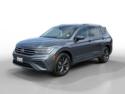 Certified 2022 Volkswagen Tiguan SE