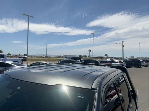 Used 2020 Ford F250 Lariat AWD/4WD image 11