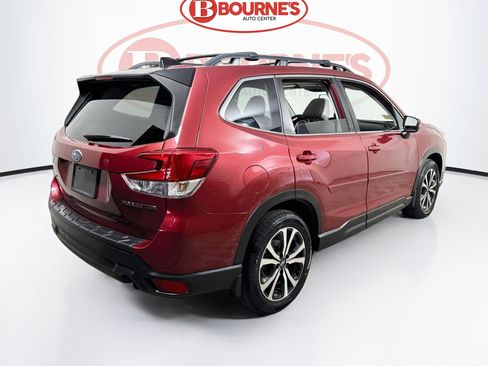 Used 2024 Subaru Forester Limited AWD/4WD image 12