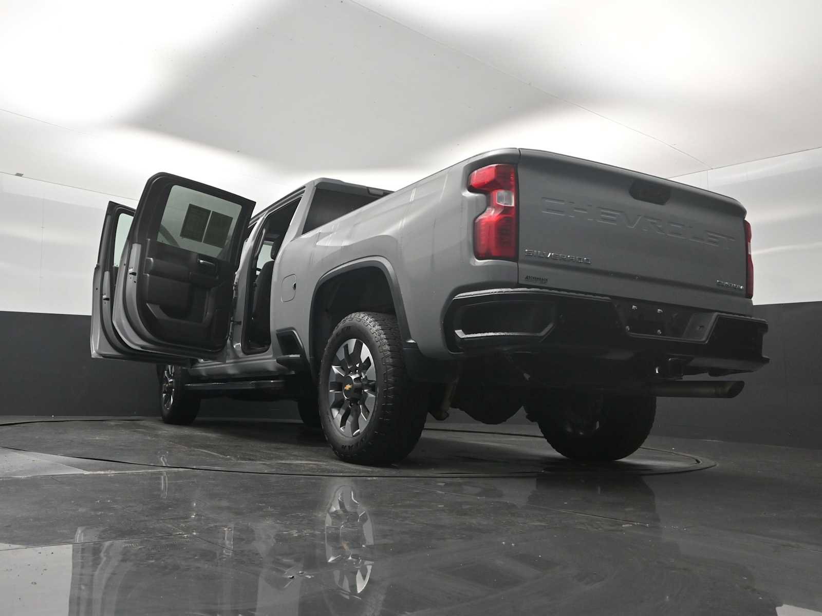 Used 2024 Chevrolet Silverado 2500 Custom w/ Custom Value Package AWD/4WD image 43