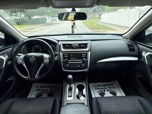 Used 2016 Nissan Altima 2.5 S w/ Power Driver Seat Package image 11