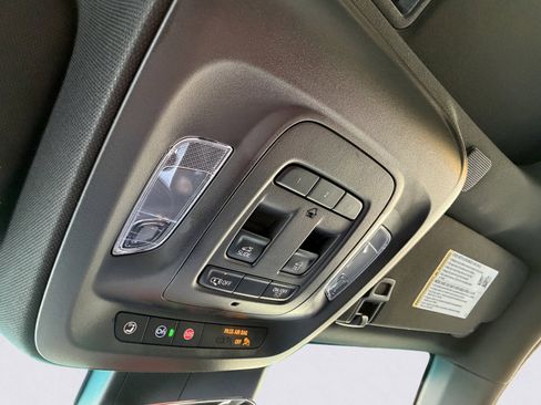 Certified 2024 Cadillac CT4 Premium Luxury image 33