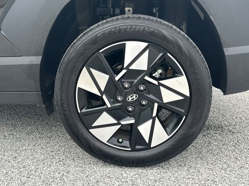 Used 2025 Hyundai Kona SEL image 19