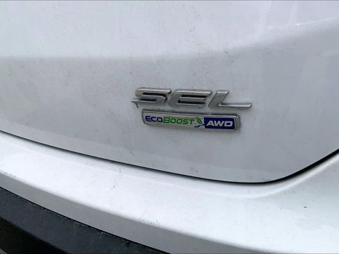Used 2019 Ford Edge SEL w/ Equipment Group 201A AWD/4WD image 3