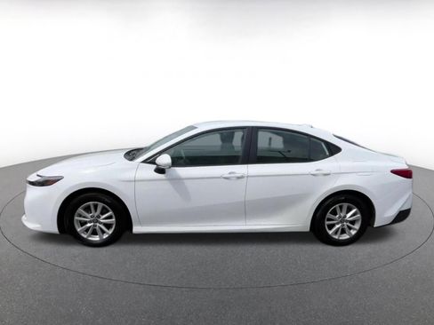 Used 2025 Toyota Camry LE FWD image 8
