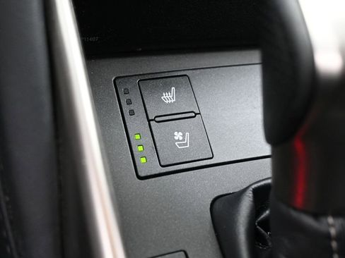 Used 2018 Lexus IS 300 F Sport w/ F Sport Package image 23