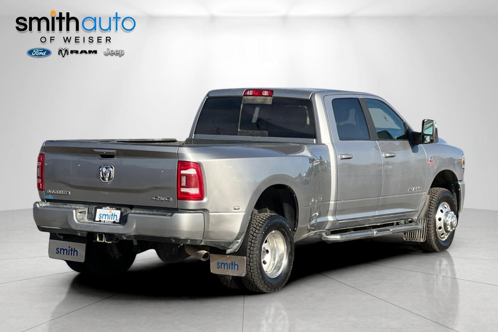 Used 2024 RAM 3500 Laramie w/ Safety Group AWD/4WD image 4