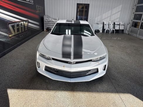Used 2016 Chevrolet Camaro LT image 14
