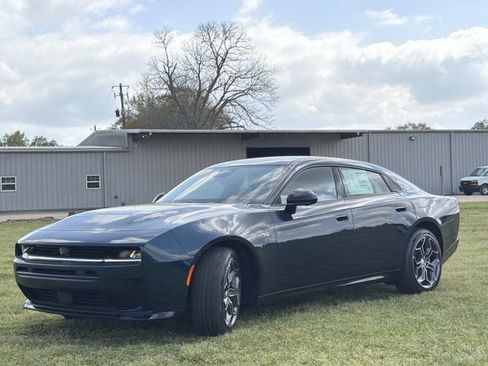 New 2026 Dodge Charger R/T AWD/4WD image 18