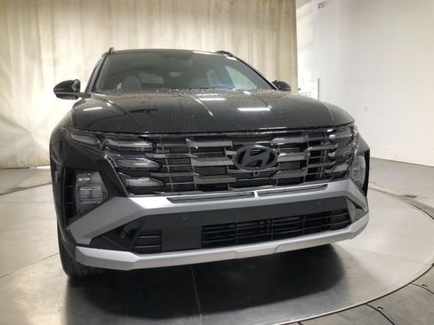 New 2025 Hyundai Tucson Limited image 2