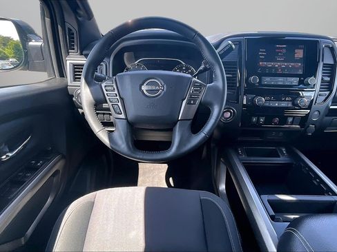 Certified 2024 Nissan Titan SV w/ SV Bronze Edition Package RWD image 4
