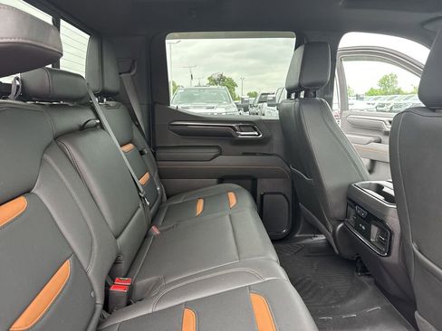 Certified 2024 GMC Sierra 1500 AT4 w/ Technology Package AWD/4WD image 34