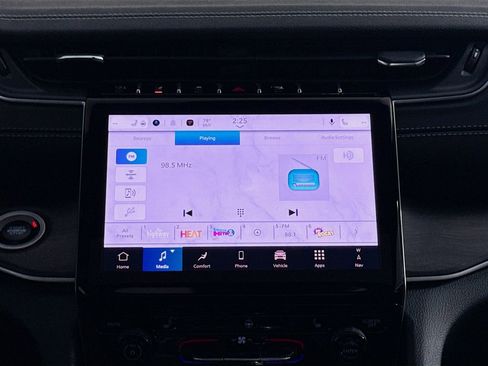 New 2025 Jeep Grand Cherokee Limited w/ Black Appearance Package image 25