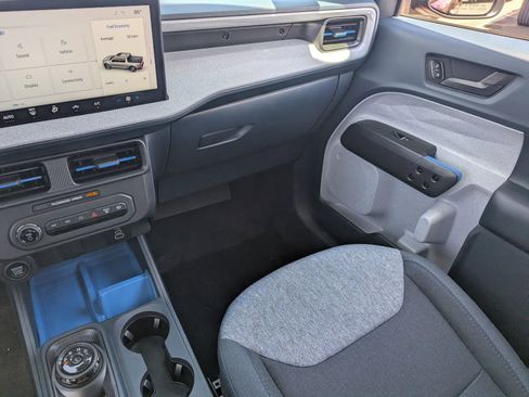 Certified 2026 Ford Maverick XLT AWD/4WD image 17