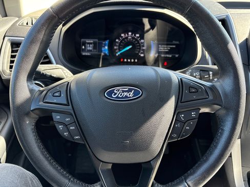 Used 2022 Ford Edge SEL AWD/4WD image 16