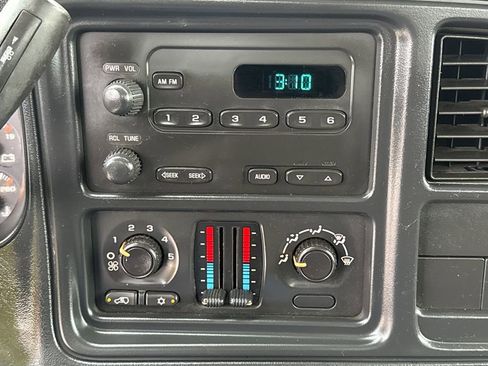 Used 2006 Chevrolet Silverado 3500 2WD Regular Cab image 10