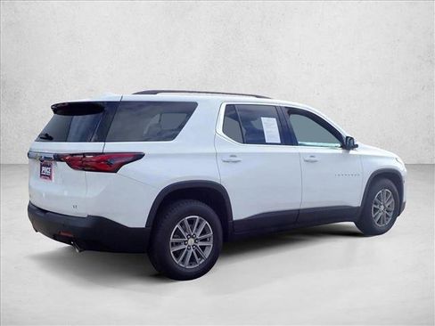 Used 2023 Chevrolet Traverse LT AWD/4WD image 4