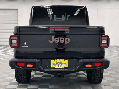 Used 2024 Jeep Gladiator Mojave AWD/4WD image 5