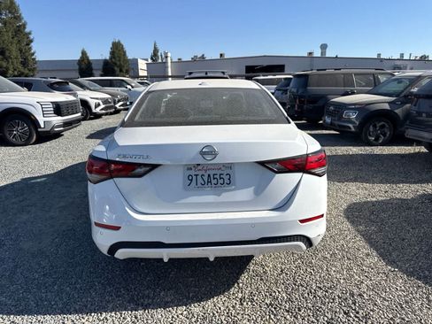 Used 2025 Nissan Sentra SV FWD image 6