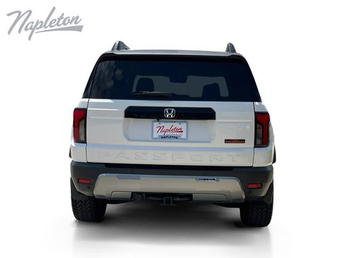 Used 2026 Honda Passport TrailSport Elite image 4