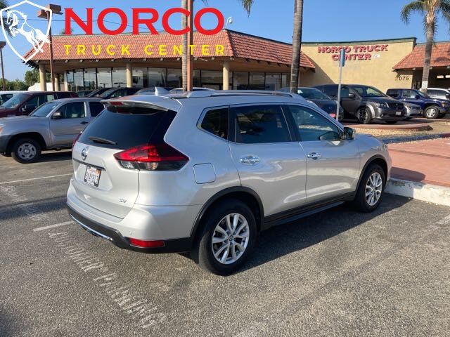 Used 2019 Nissan Rogue SV FWD image 4