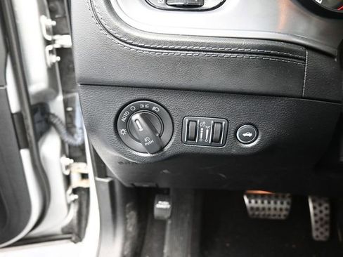 Used 2023 Dodge Charger R/T w/ Plus Group image 19