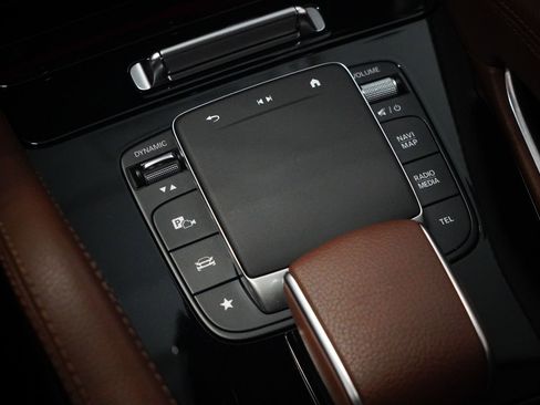 Used 2024 Mercedes-Benz GLE 350 4MATIC image 26