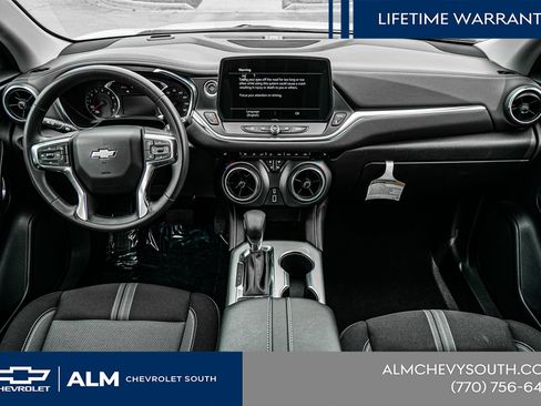 New 2025 Chevrolet Blazer LT FWD image 25