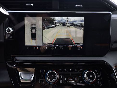 New 2026 GMC Sierra 2500 AT4 w/ Technology Package AWD/4WD image 16