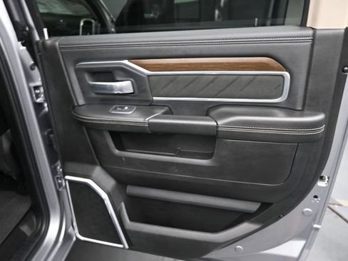 Used 2024 RAM 2500 Laramie AWD/4WD image 14