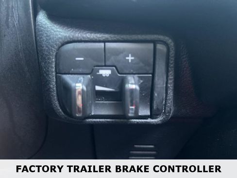 Used 2022 Dodge Durango GT image 26