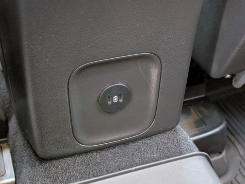 Used 2023 Ford Escape Active image 32