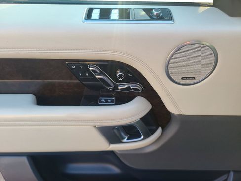 Used 2019 Land Rover Range Rover HSE AWD/4WD image 10