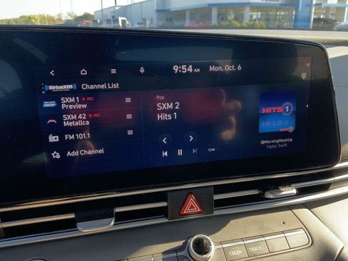 Used 2024 Hyundai Elantra SEL image 34