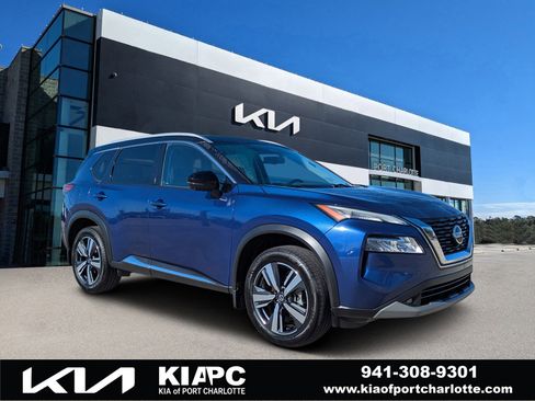 Used 2021 Nissan Rogue SL w/ Premium Package image 1